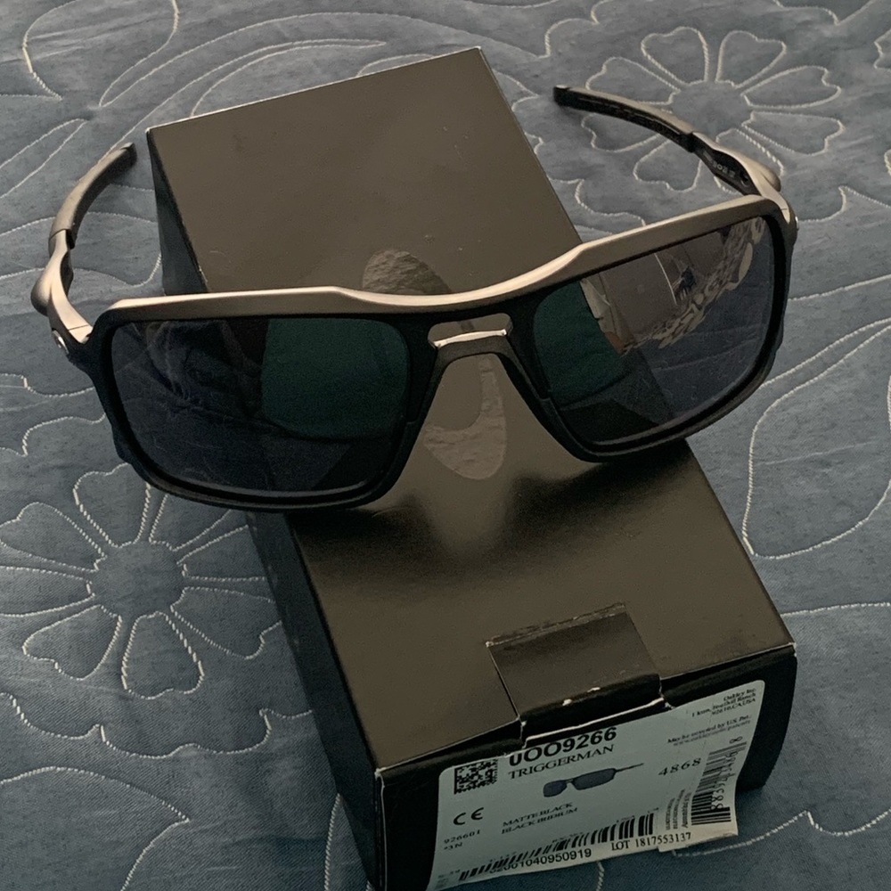 Oakley black triggerman sunglasses NEW